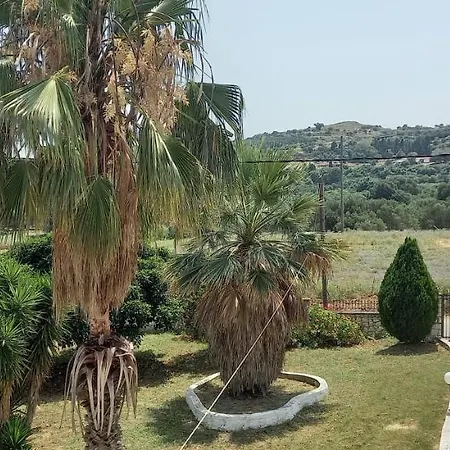 Spiros Casa de Férias *